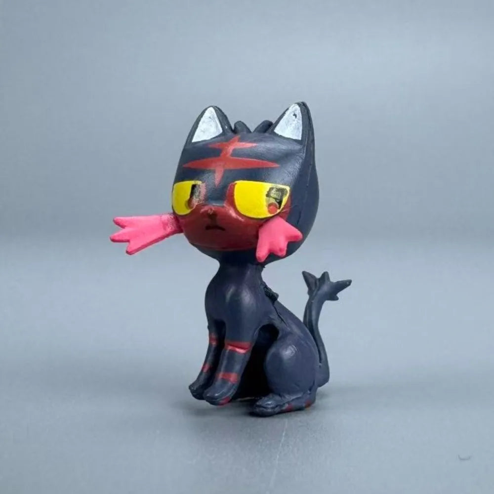 Bandai Incineroar Pokémon Action Figure Collectible Statue