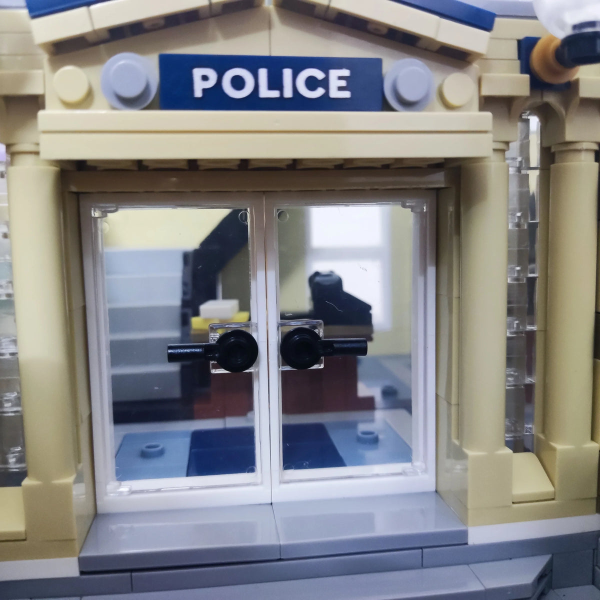 Creative Expert Street View Police Station Building Blocks Pet Store Model Assembly Sets Desk Decor Bricks Toys Gift For Adults