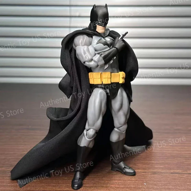 2025 NEW CT Toys Batman Figure Batman Mafex 126 Action Figure DC Justice League Hush Figurine The Dark Knight Collection Kid Toy